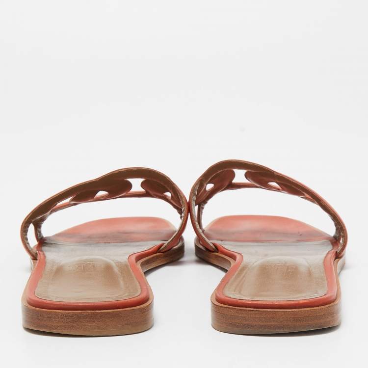 مملوكة مسبقًا Hermes Orange Leather Omaha Flat Slides Size 39