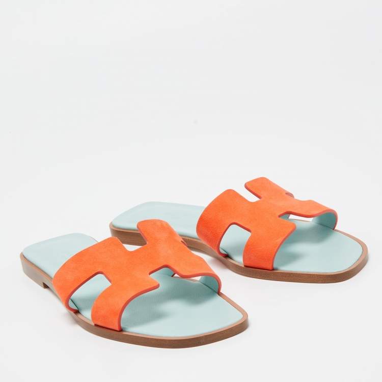 مملوكة مسبقًا Hermes Orange Suede Oran Flat Slides Size 36.5 