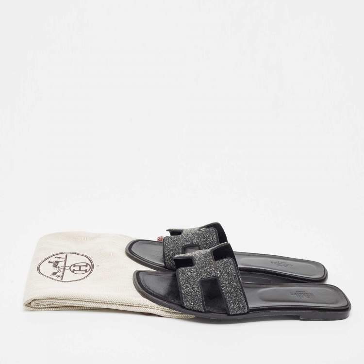 Pre Owned Hermes Grey Powder Crystal Oran Flat Slides Size 40.5 
