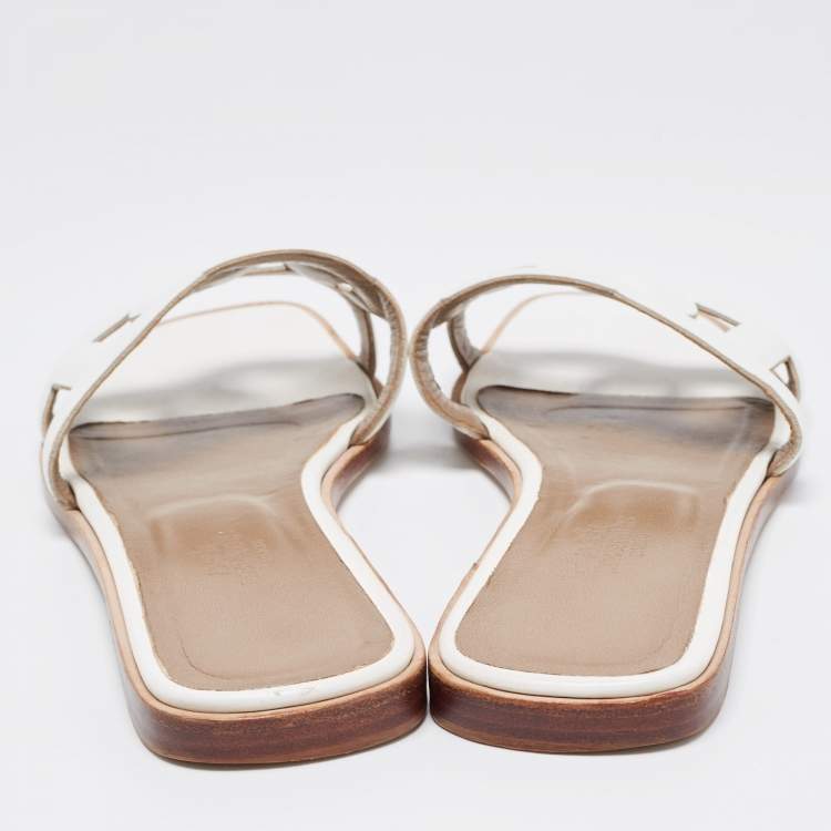 Pre Owned Hermes White Leather Omaha Flat Slides Size 38