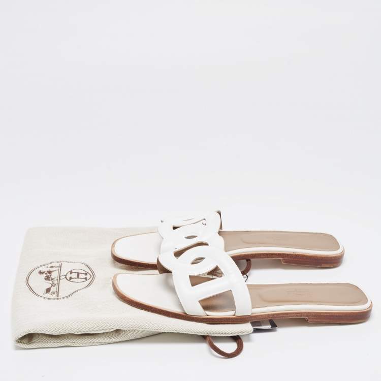 Pre Owned Hermes White Leather Omaha Flat Slides Size 38