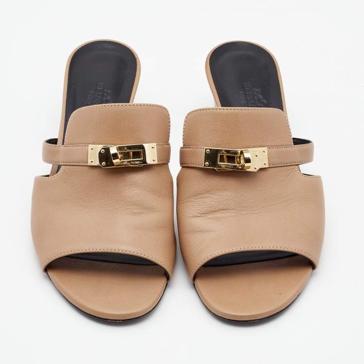 Pre Owned Hermes Beige Leather Giulia Slides Size 38