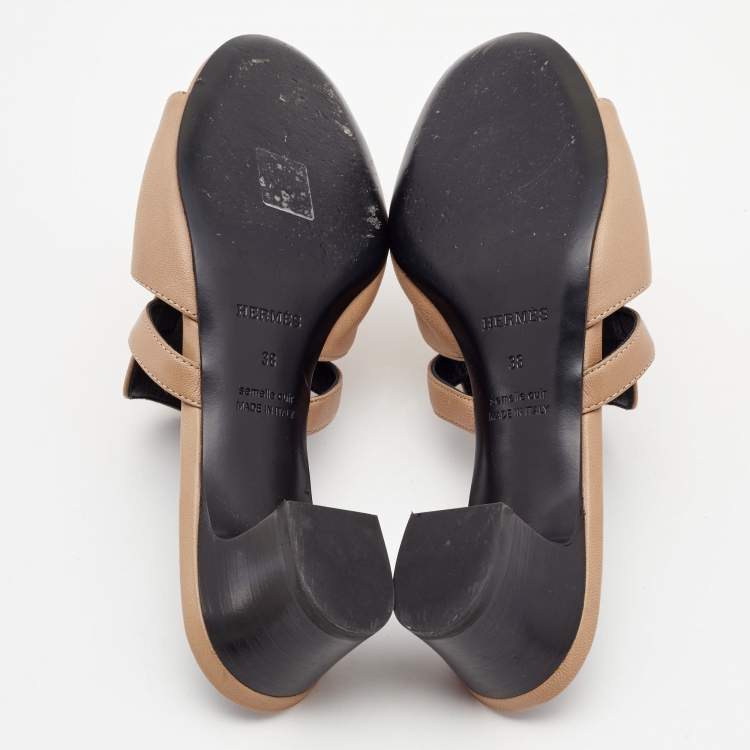 Pre Owned Hermes Beige Leather Giulia Slides Size 38