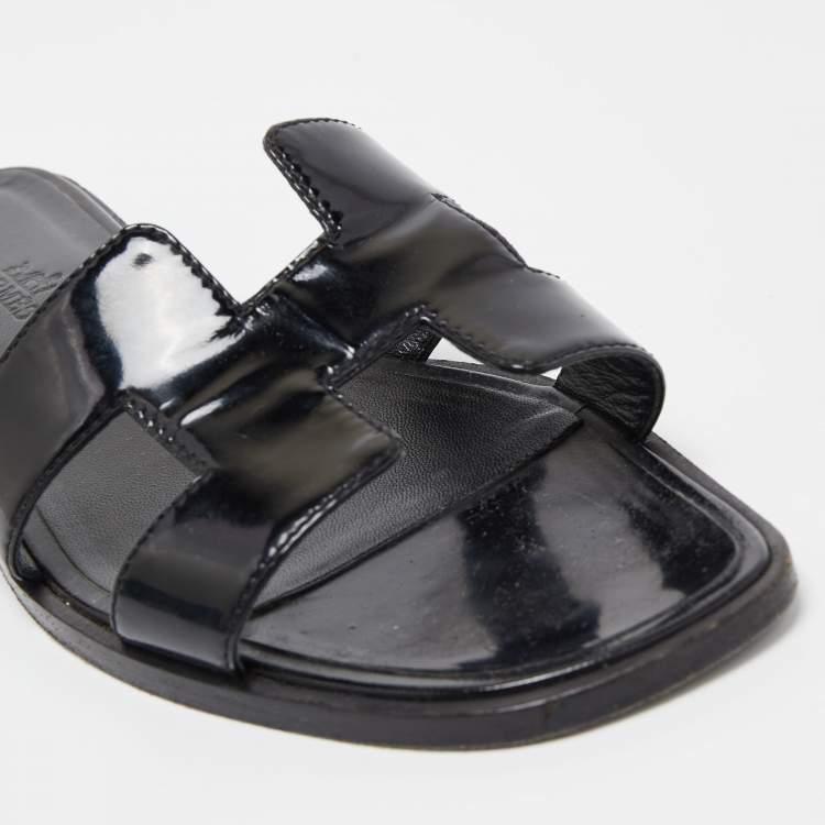 Pre Owned Hermes Black Patent Leather Oran Flat Slides Size 37