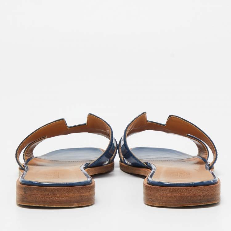 Pre Owned Hermes Blue Patent Leather Oran Flat Slides Size 37