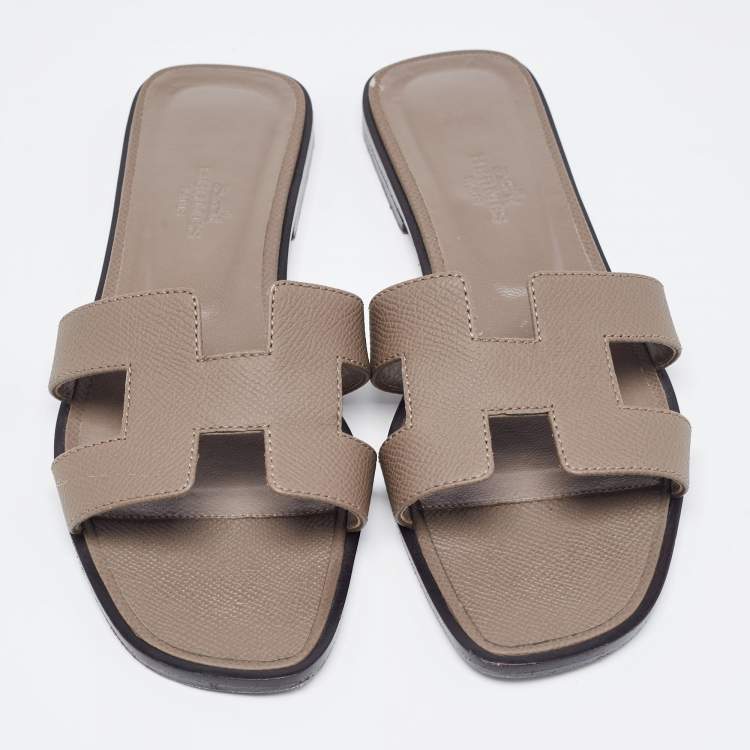 Pre Owned Hermes Brown Leather Oran Flat Slides Size 36.5 