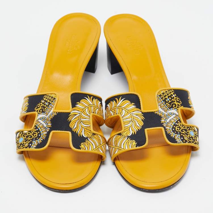 Pre Owned Hermes Yellow Canvas and Leather Oasis Sandals Size 41