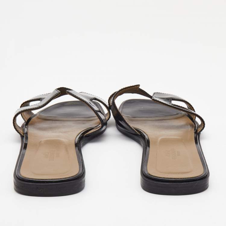 Pre Owned Hermes Black Patent Leather Oran Flat Slides Size 41