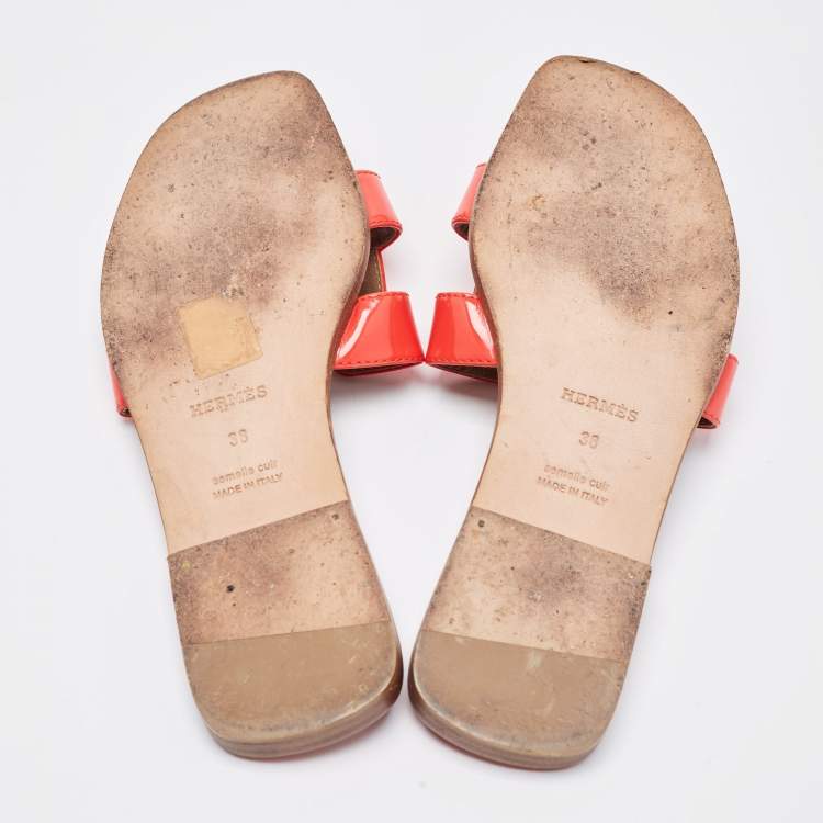 Pre Owned Hermes Red Patent Leather Oran Flat Slides Size 38