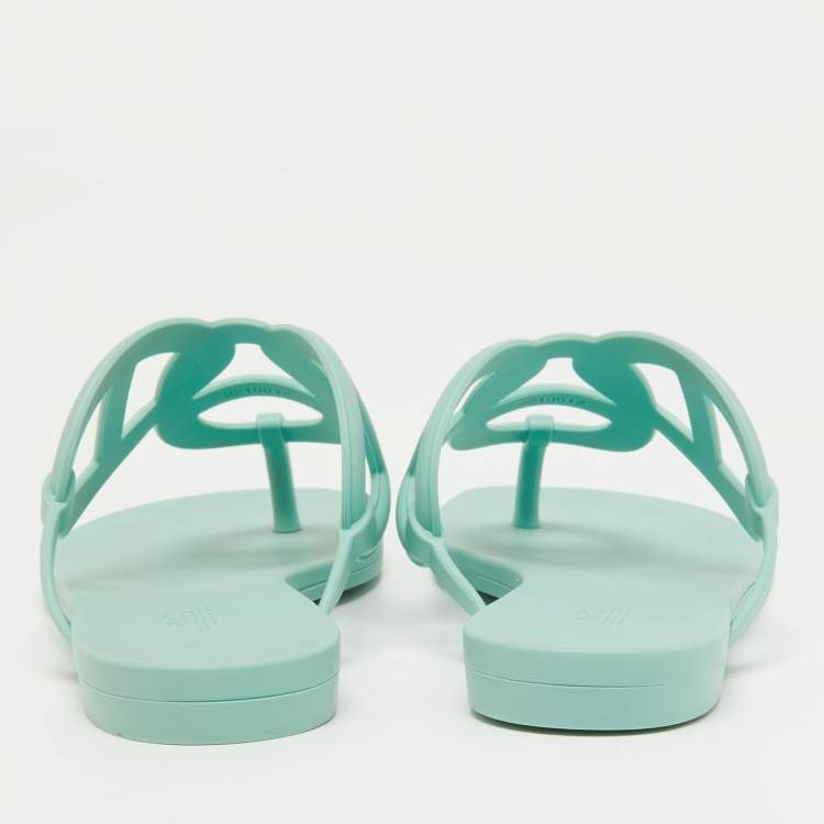 Pre Owned Hermes Mint Green Rubber Egerie Thong Flat Slides Size 36
