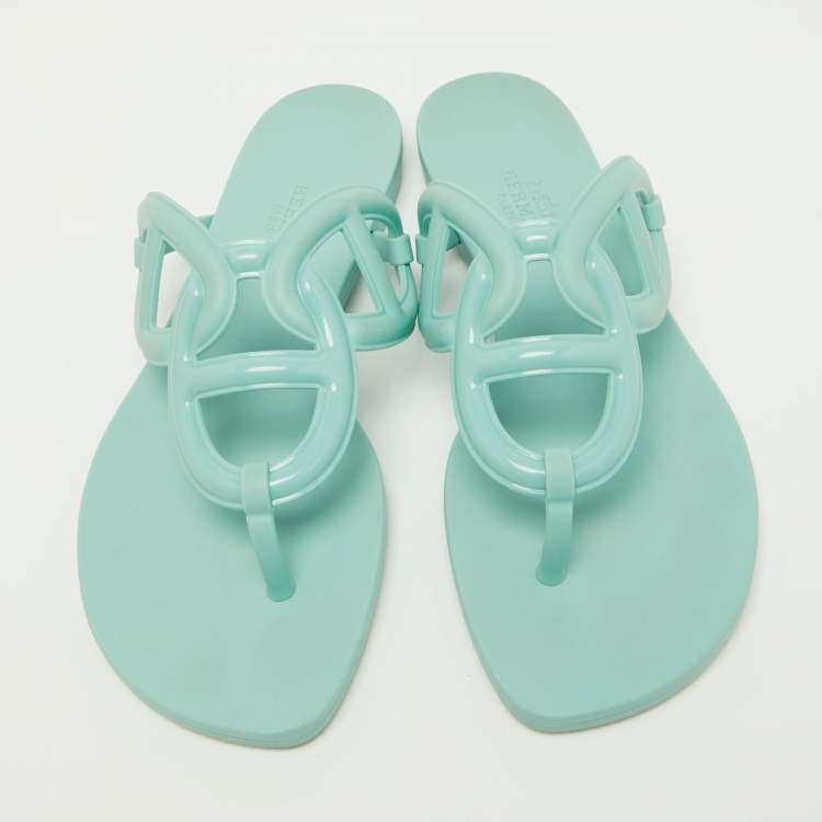 Pre Owned Hermes Mint Green Rubber Egerie Thong Flat Slides Size 36