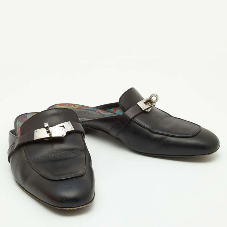 مملوكة مسبقًا Hermes Black Leather Oz Flat Mules Size 37