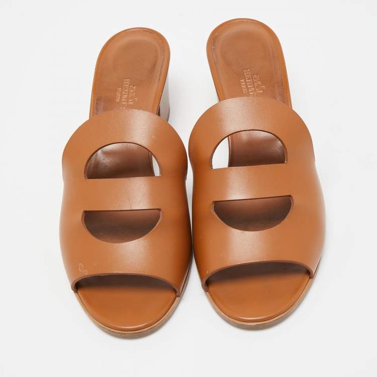 Pre Owned Hermes Brown Leather Mona Slide Sandals Size 40.5