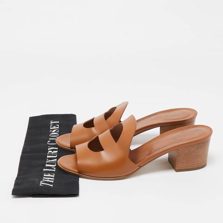 Pre Owned Hermes Brown Leather Mona Slide Sandals Size 40.5