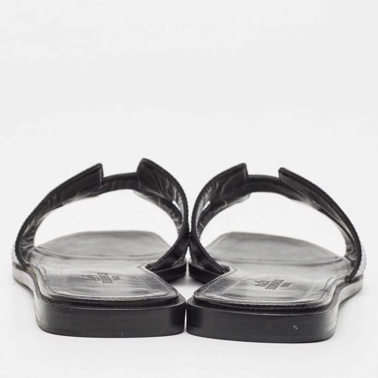 Pre Owned Hermes Black Patent Leather Oran Flat Slides Size 40.5
