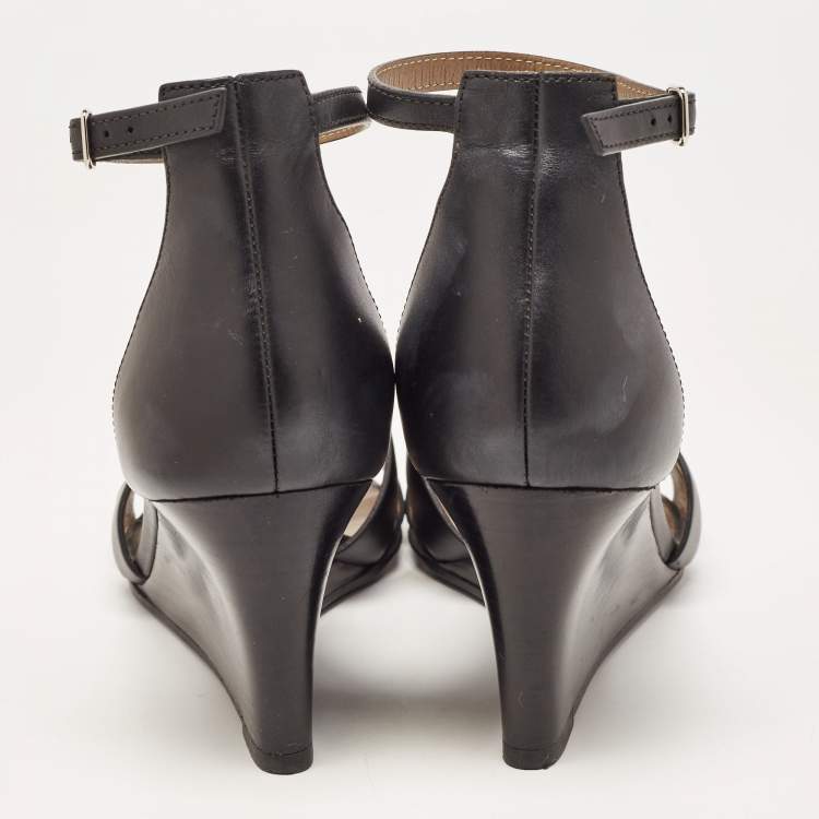 مملوكة مسبقًا Hermes Black Leather Legend Wedge Ankle Strap Sandals Size 37