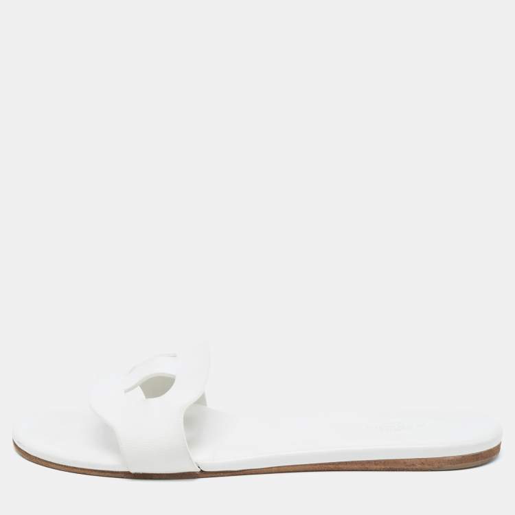 Pre Owned Hermes White Leather Lisboa Flat Slides Size 37