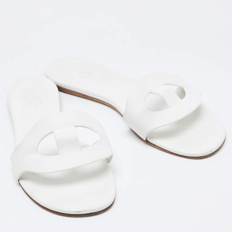 Pre Owned Hermes White Leather Lisboa Flat Slides Size 37