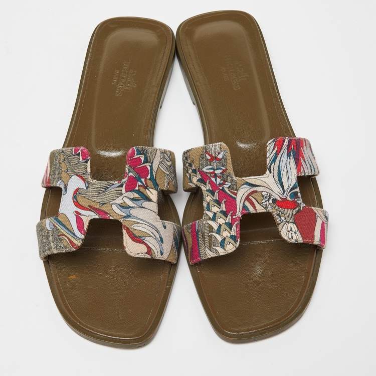 Pre Owned Hermes Multicolor Print Canvas Oran Flat Slides Size 38