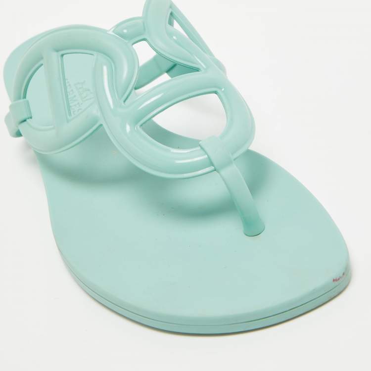 Pre Owned Hermes Mint Green Rubber Egerie Thong Flat Slides Size 36