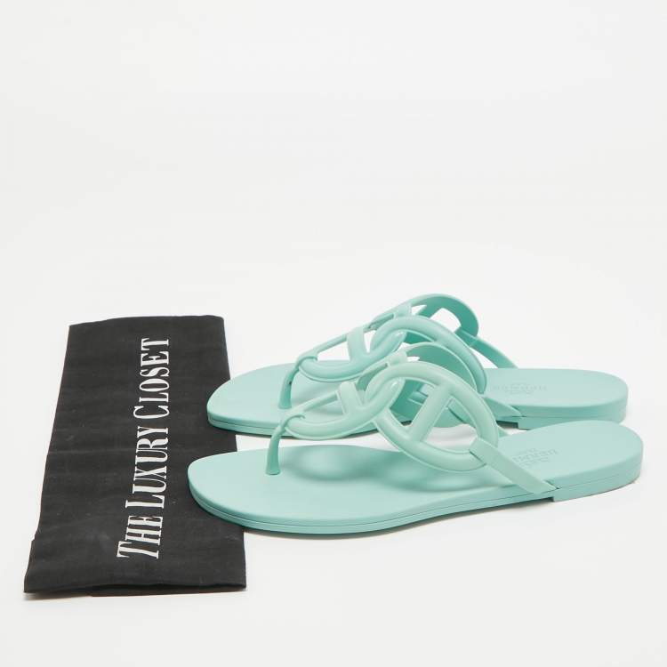 Pre Owned Hermes Mint Green Rubber Egerie Thong Flat Slides Size 36