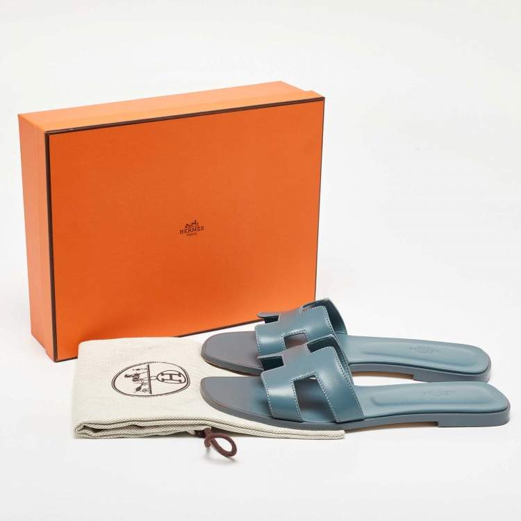 Pre Owned Hermes Blue Leather Oran Flat Sandals Size 42