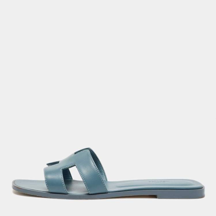 Pre Owned Hermes Blue Leather Oran Flat Sandals Size 42
