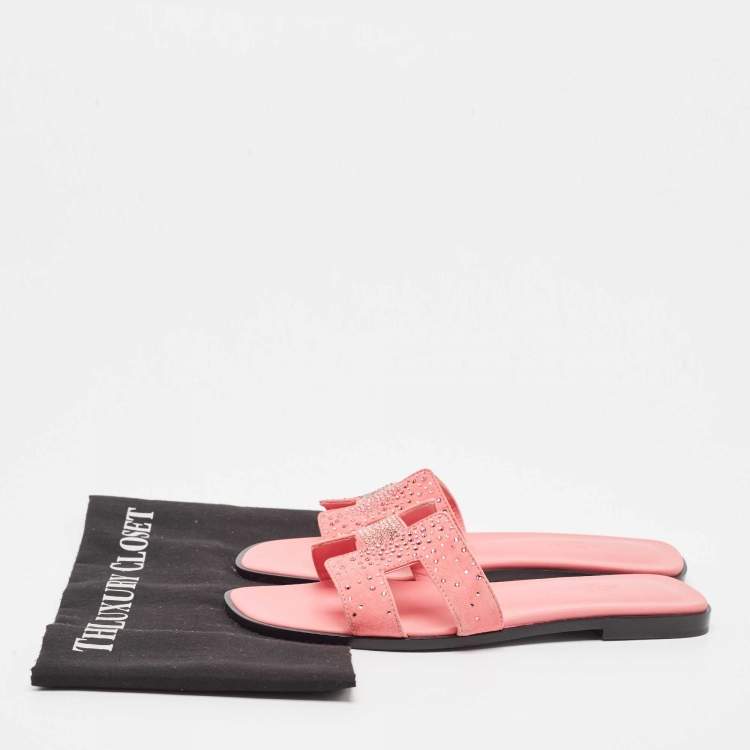 Pre Owned Hermes Pink Crystal Embellished Suede Oran Flat Slides Size 39