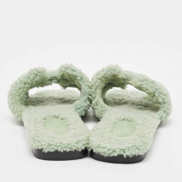 Pre Owned Hermes Green Fur Oran Flat Slides Size 39