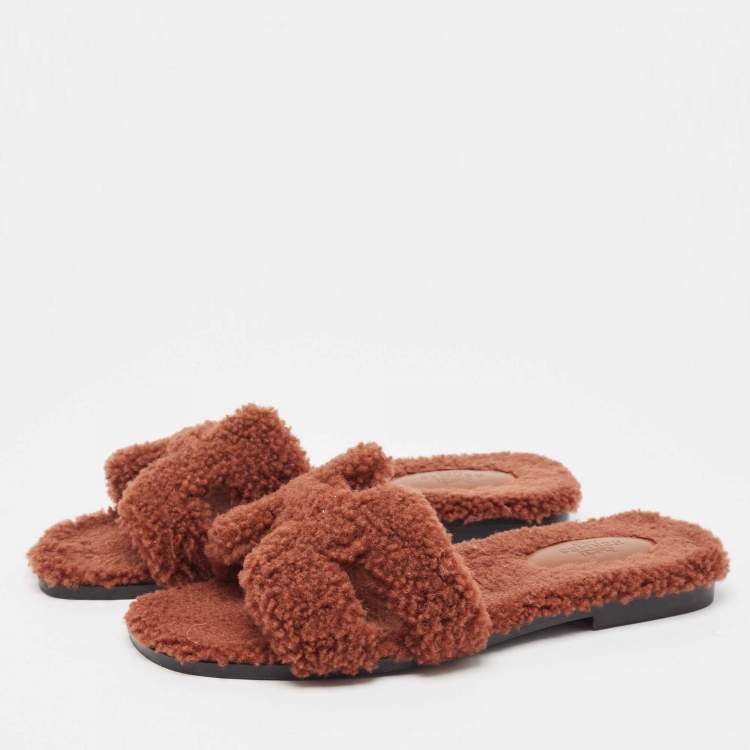 Pre Owned Hermes Brown Fur Oran Flat Slides Size 37