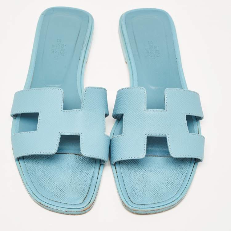Pre Owned Hermes Blue Textured Leather Oran Flat Slides Size 39.5