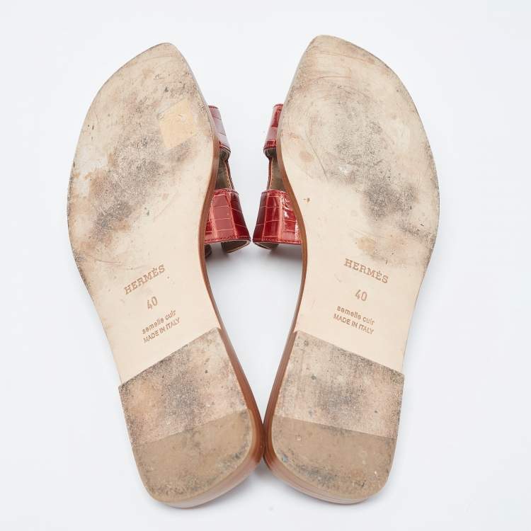 Pre Owned Hermes Brown Patent Crocodile Oran Flat Slides Size 40