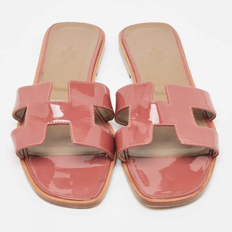 Pre Owned Hermes Pink Patent Leather Oran Flat Slides Size 39