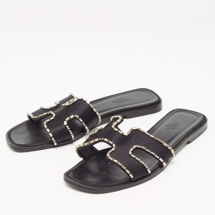 Pre Owned Hermes Black Satin Crystal Embellished Oran Flat Slides Size 39