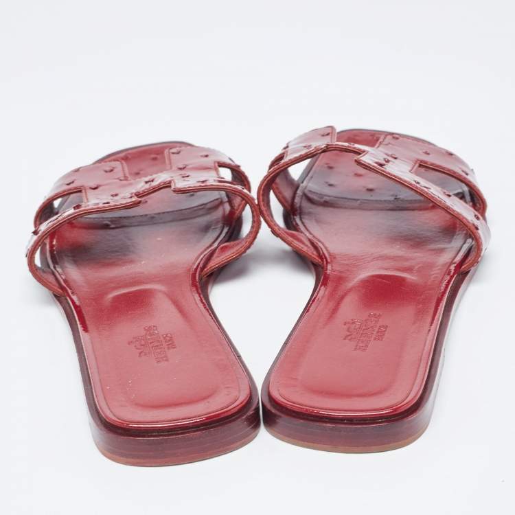 Pre Owned Hermes Burgundy Patent Ostrich Oran Flat Slides Size 39