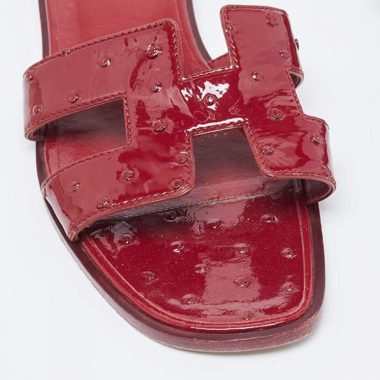 Pre Owned Hermes Burgundy Patent Ostrich Oran Flat Slides Size 39