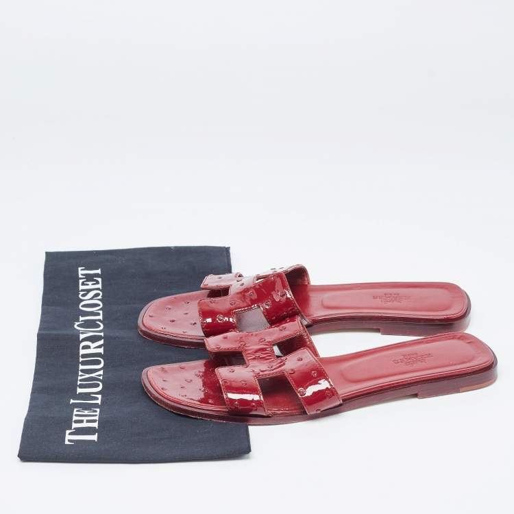 Pre Owned Hermes Burgundy Patent Ostrich Oran Flat Slides Size 39