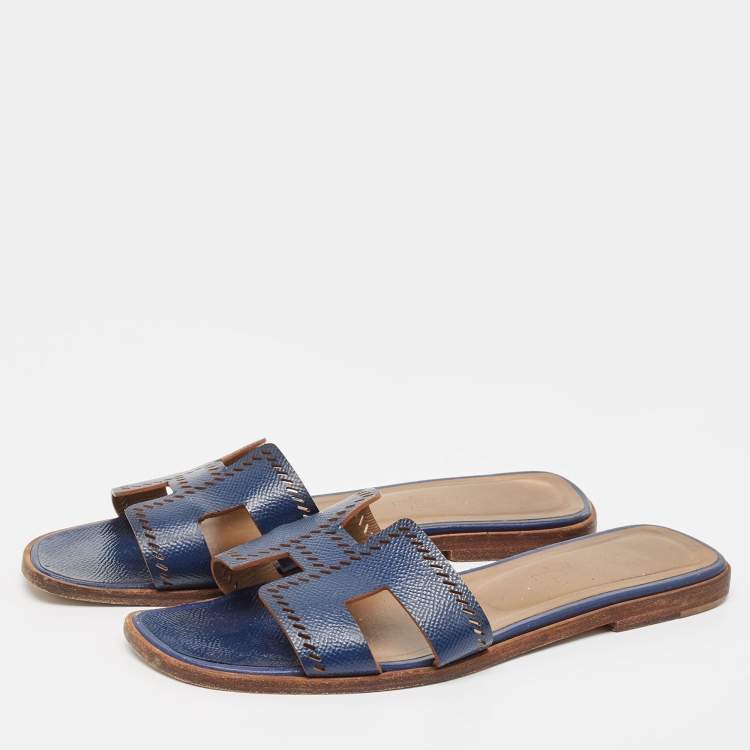 Pre Owned Hermes Blue Textured Leather Oran Flat Slides Size 38