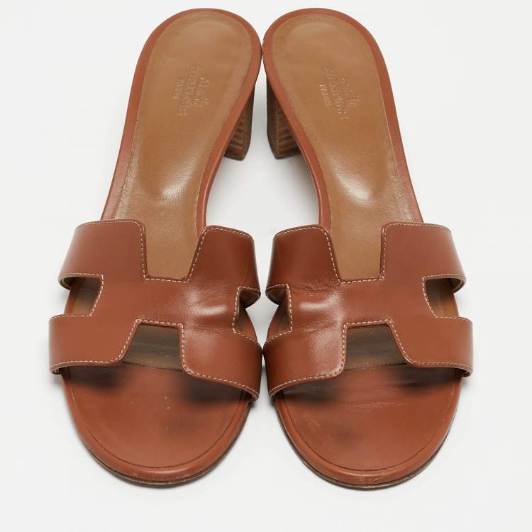 Pre Owned Hermes Brown Leather Oasis Slides Sandals Size 40.5