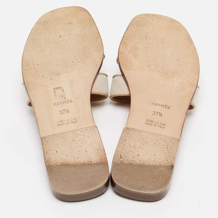 Pre Owned Hermes Two Tone Canvas Oran Flat Slides Size 37.5