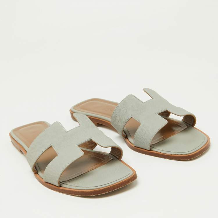 Pre Owned Hermes Grey Leather Oran Flat Slides Size 41