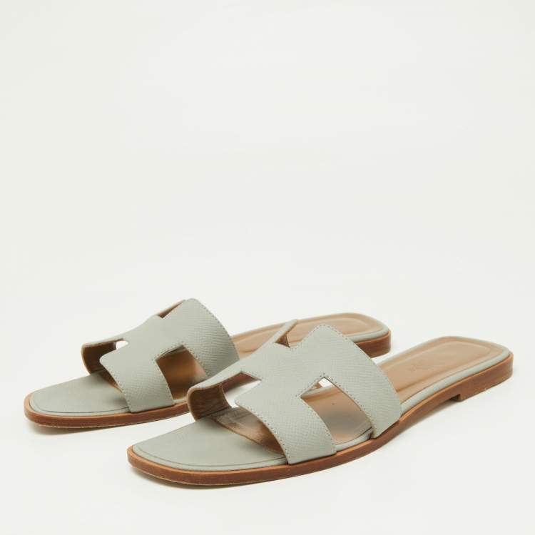 Pre Owned Hermes Grey Leather Oran Flat Slides Size 41