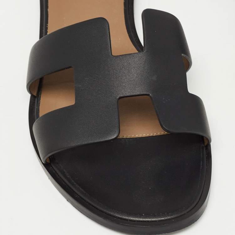 Pre Owned Hermes Black Leather Santorini Flat Sandals Size 38