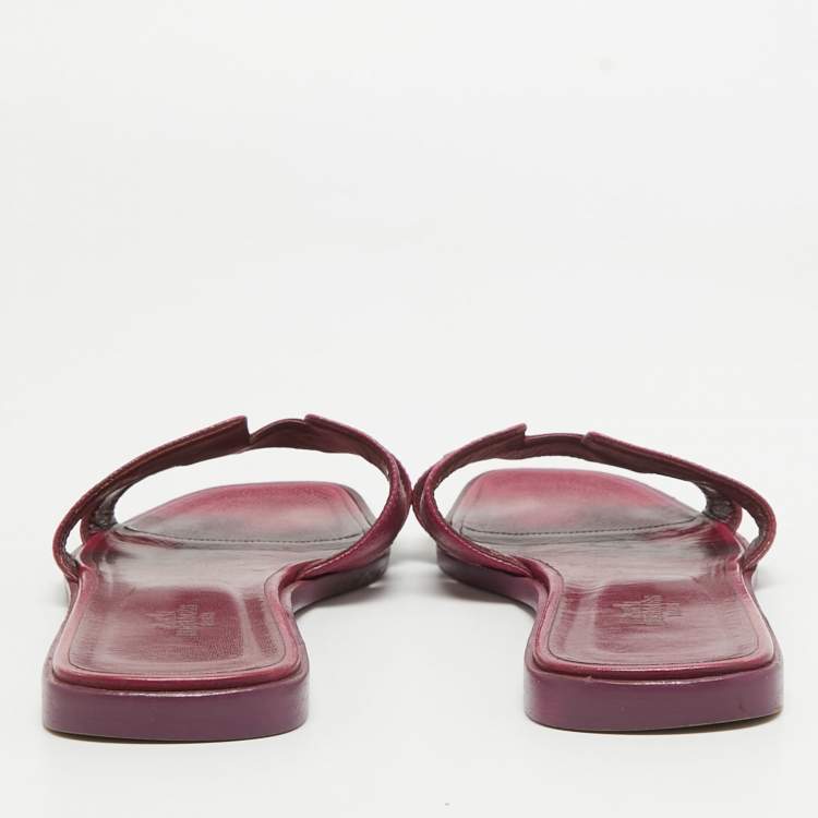 Pre Owned Hermes Burgundy Leather Oran Slide Flats Size 40 