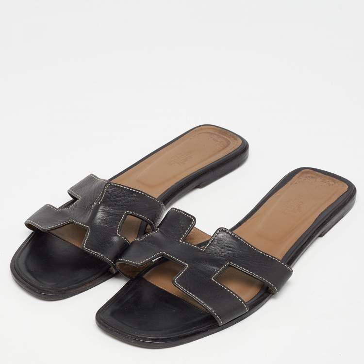 Pre Owned Hermes Black Leather Oran Flat Slides Size 40.5 