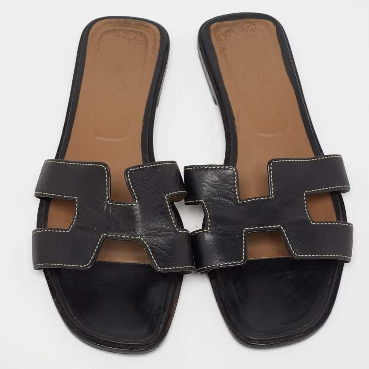 Pre Owned Hermes Black Leather Oran Flat Slides Size 40.5 