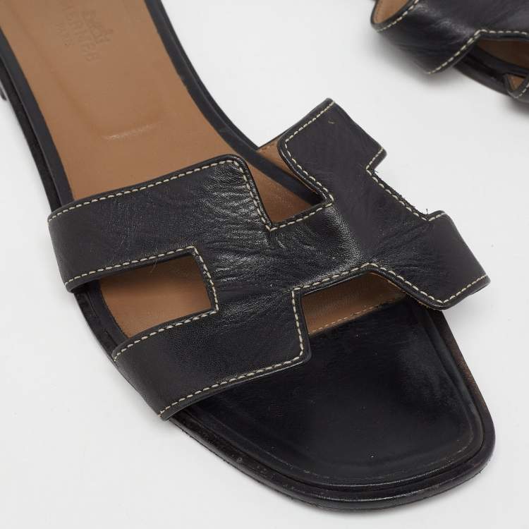 Pre Owned Hermes Black Leather Oran Flat Slides Size 40.5 