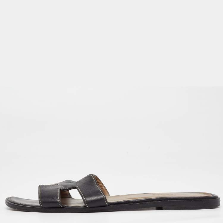 Pre Owned Hermes Black Leather Oran Flat Slides Size 40.5 