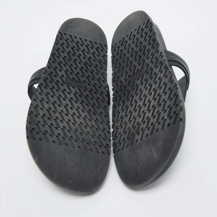Pre Owned Hermes Black Leather Empire Thong Slides Size 37