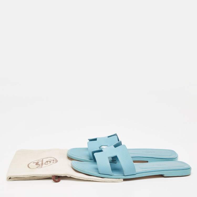 Pre Owned Hermes Blue Leather Oran Flat Slides Size 39.5